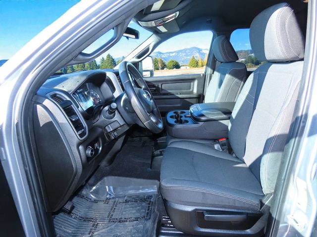 Used 2024 RAM 2500 Tradesman w/ Chrome Appearance Group image 15