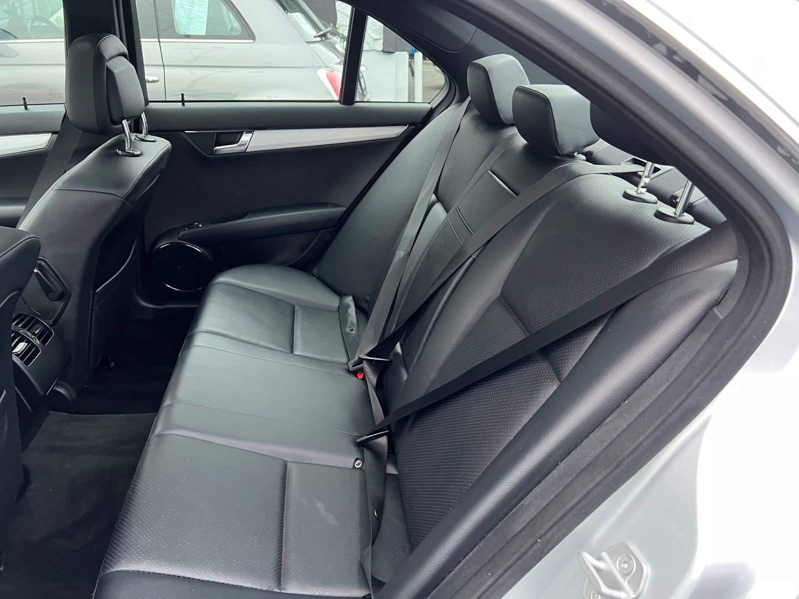 Used 2008 Mercedes-Benz C 300 Sedan image 18