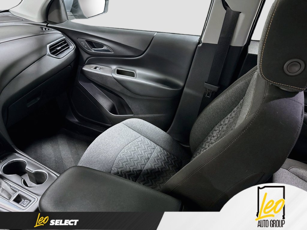 Used 2024 Chevrolet Equinox LT AWD/4WD image 25