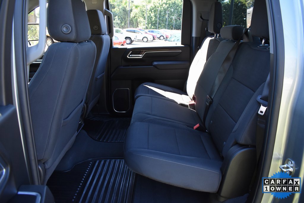 Used 2024 Chevrolet Silverado 2500 LT image 23