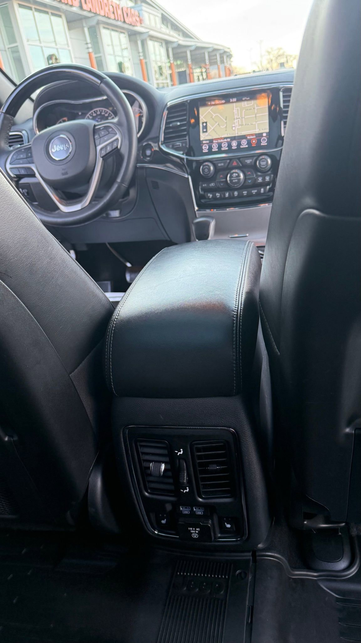 Used 2019 Jeep Grand Cherokee Overland image 24