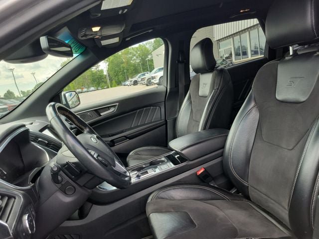 Used 2019 Ford Edge ST w/ Equipment Group 401A AWD/4WD image 9