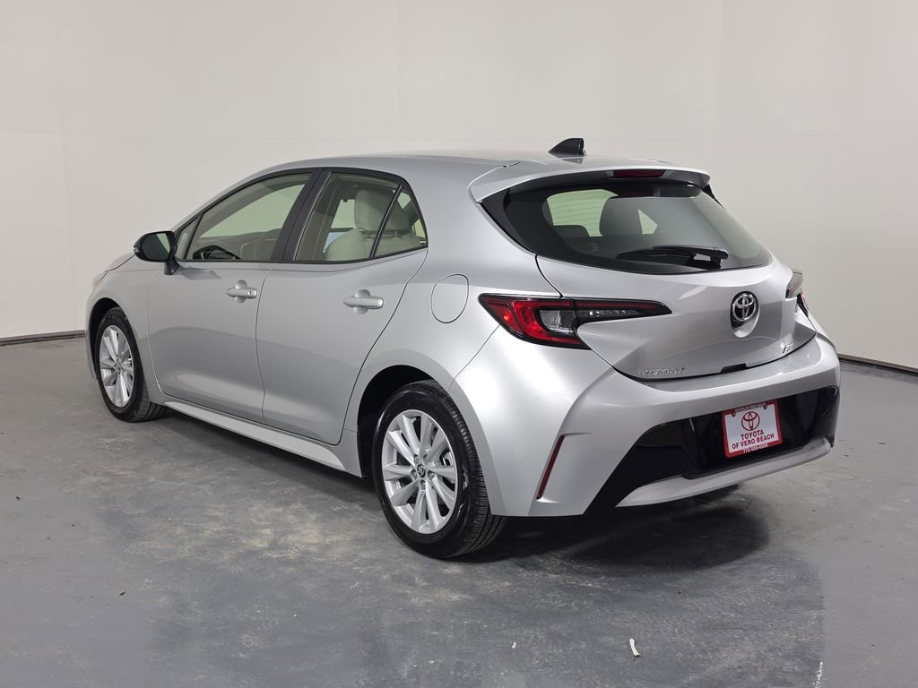 Certified 2026 Toyota Corolla SE FWD image 4