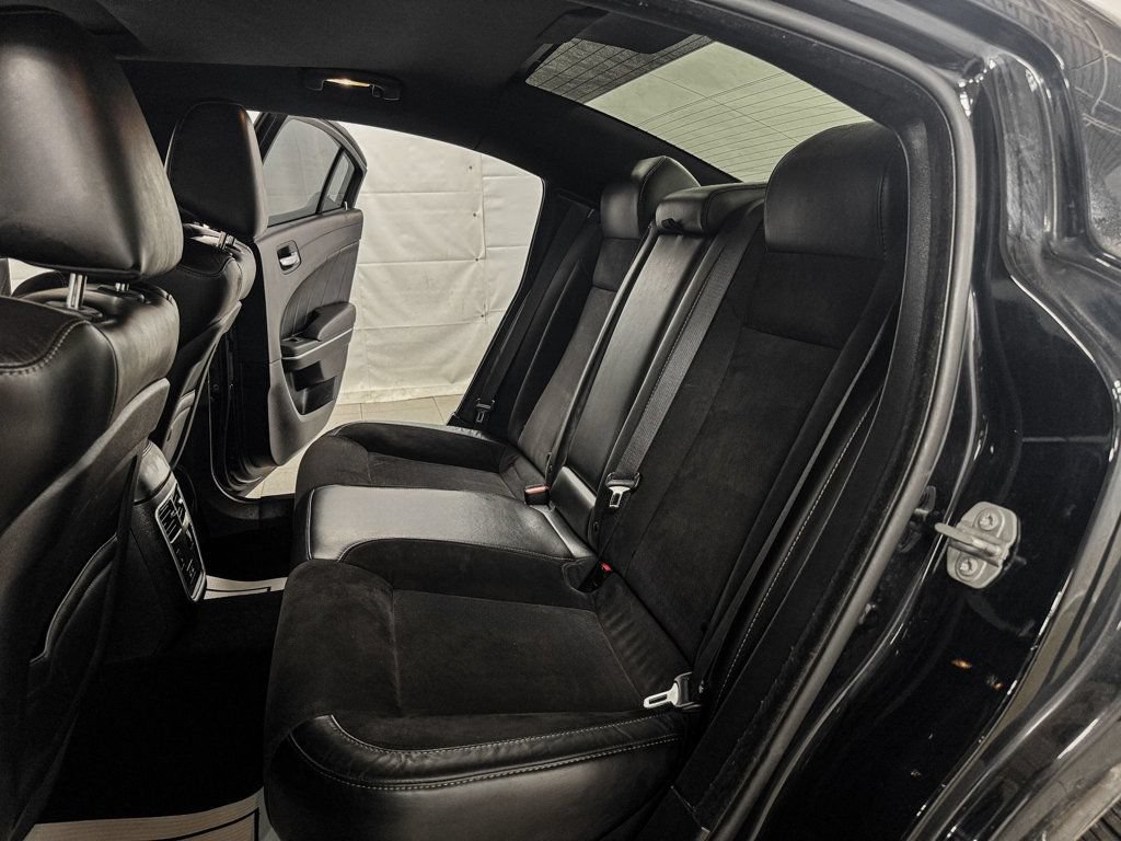 Used 2020 Dodge Charger Scat Pack RWD image 9
