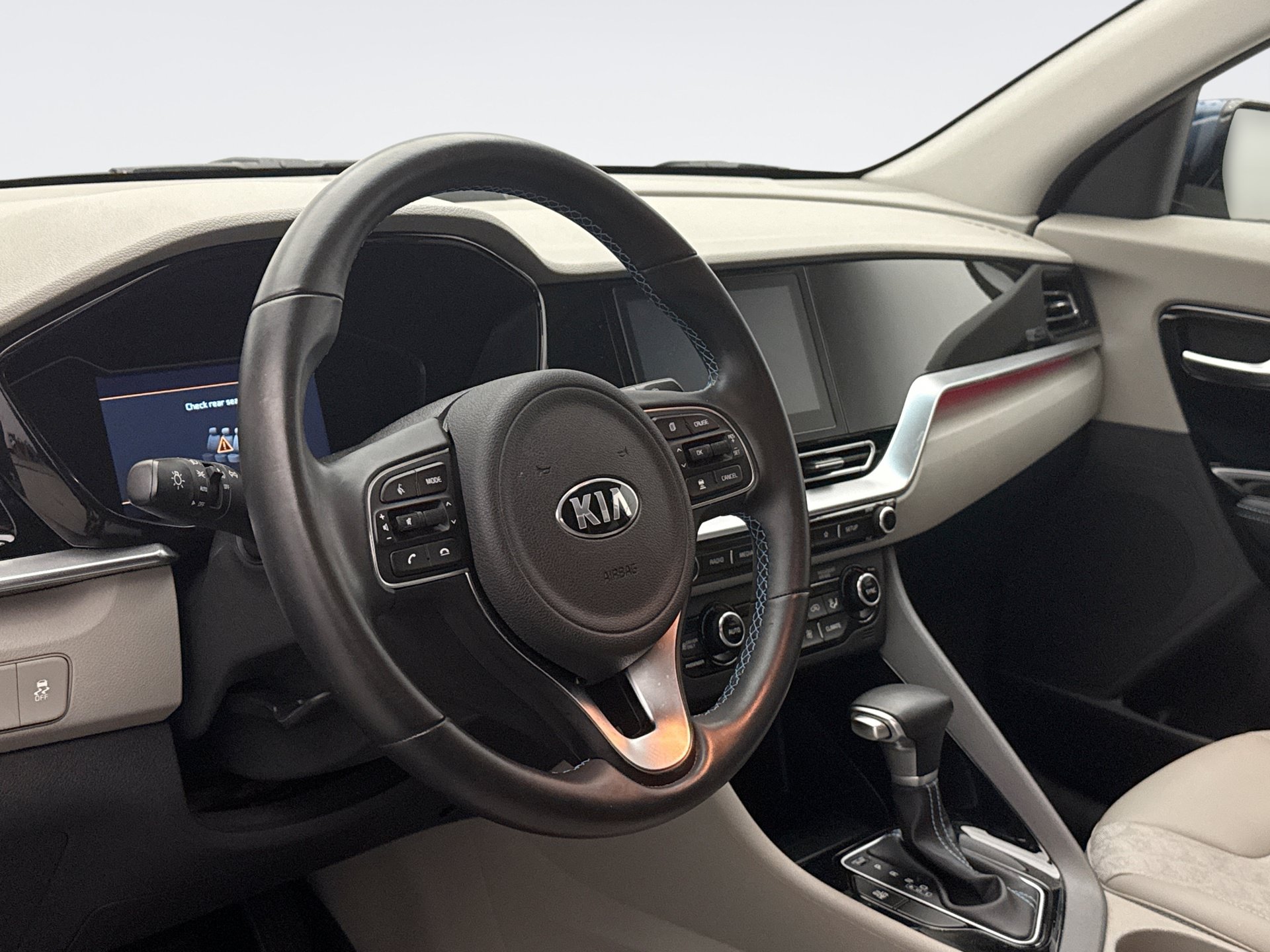 Used 2021 Kia Niro EX FWD image 7