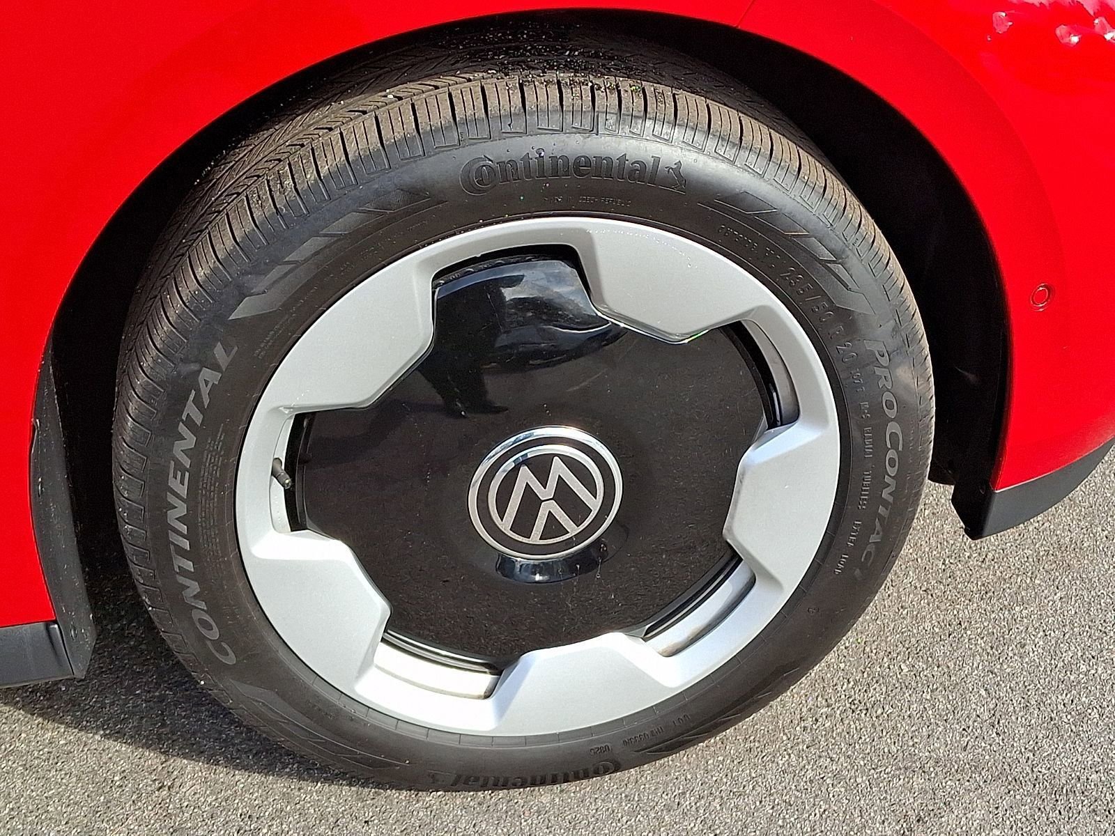 Used 2025 Volkswagen ID. Buzz Pro S Plus image 8