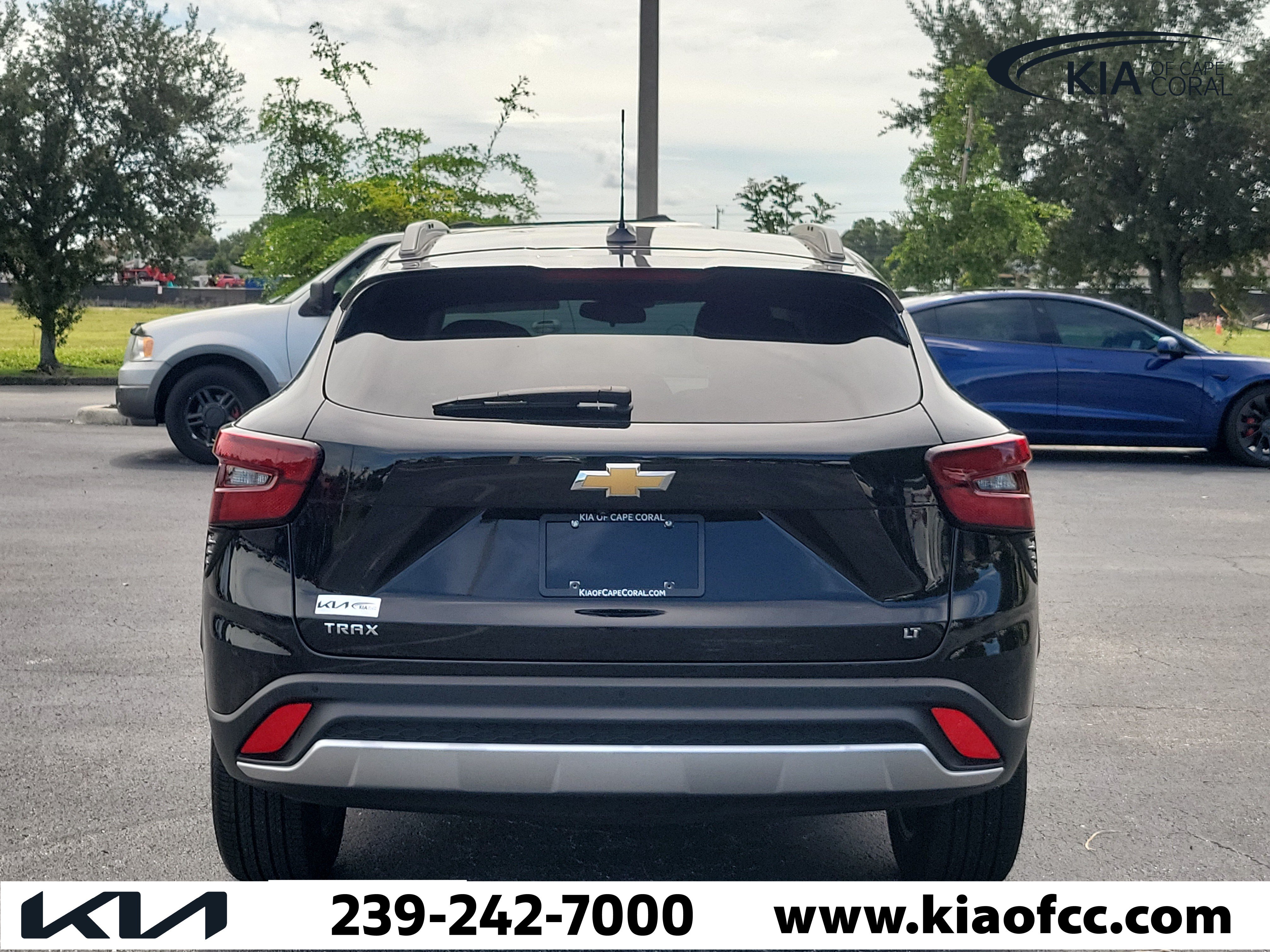 Used 2025 Chevrolet Trax LT w/ Driver Confidence Package FWD image 5