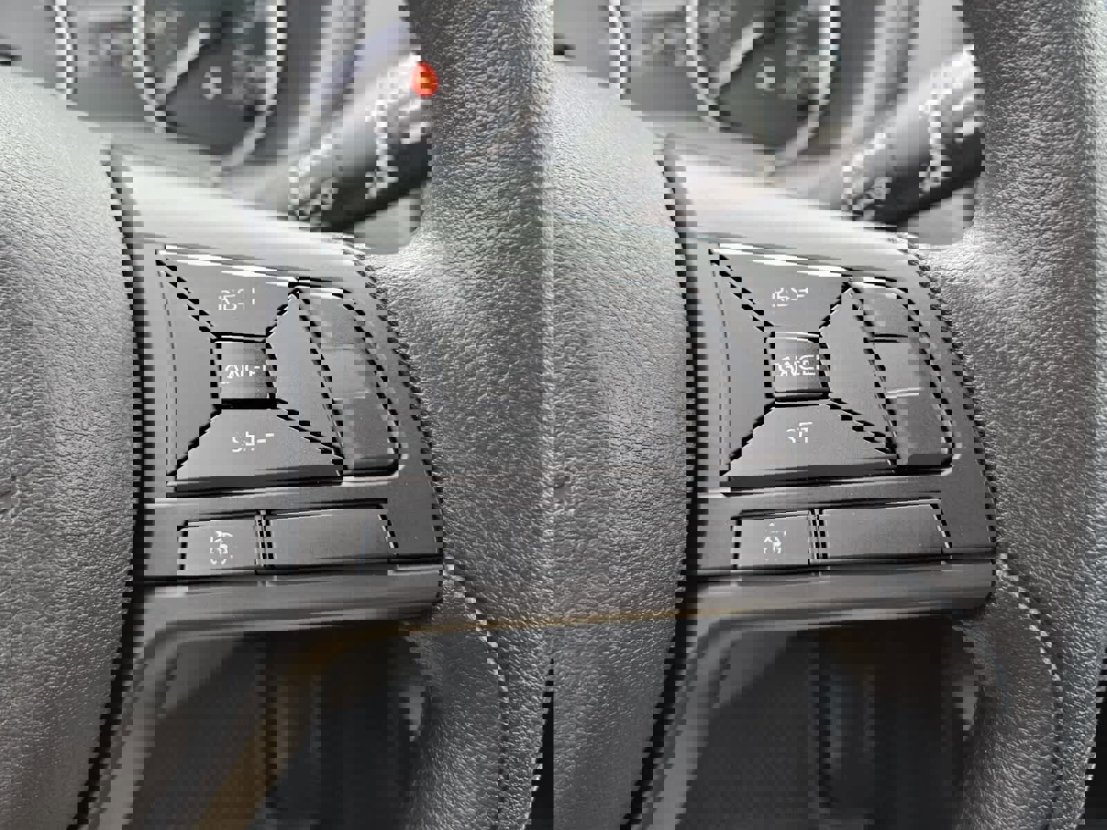 New 2025 Nissan Kicks Play S image 13