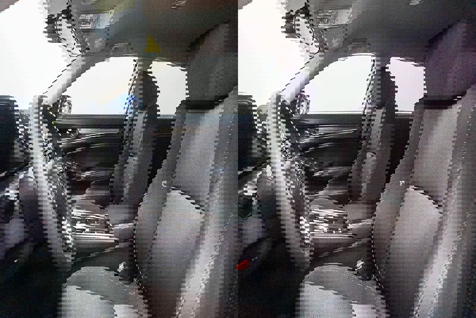 Used 2018 Honda Accord LX image 17