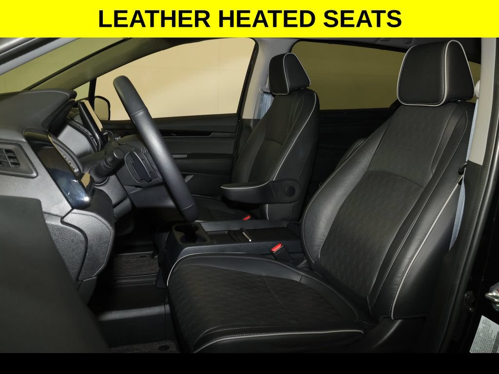 Used 2024 Honda Odyssey Elite image 3