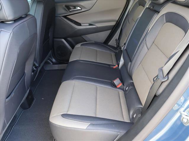 New 2026 Chevrolet Equinox LT w/ Convenience Package II FWD image 16