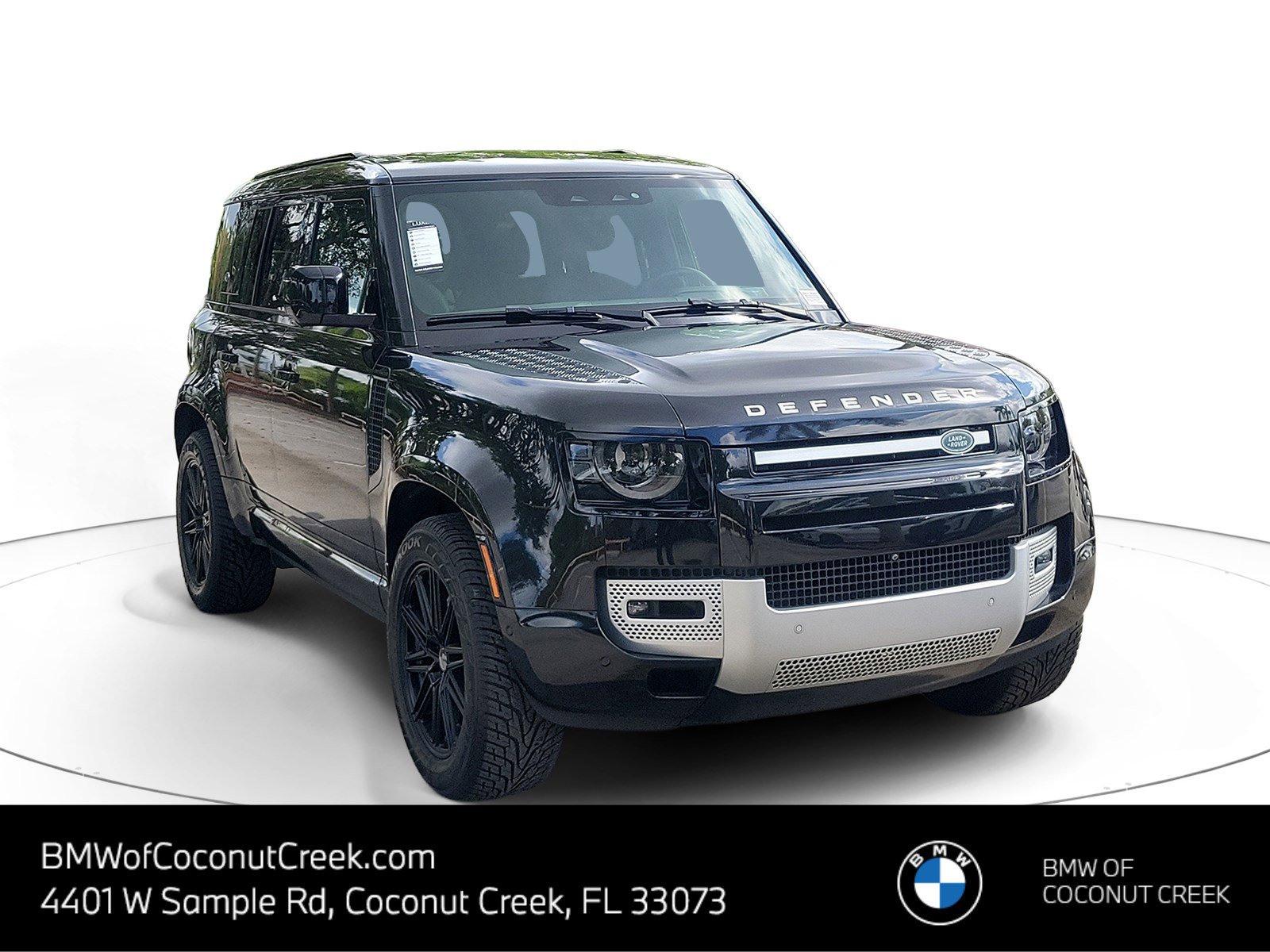 Used 2022 Land Rover Defender 110 XS Edition AWD/4WD image 1