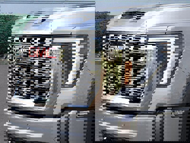 New 2025 GMC Sierra 2500 Denali w/ Denali Reserve Package image 14