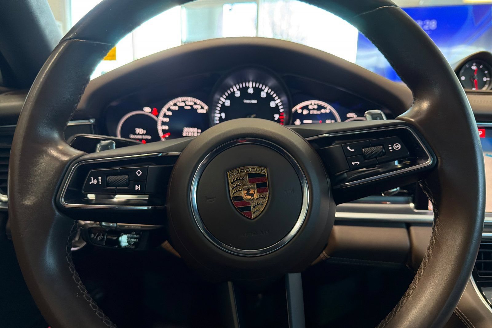Used 2021 Porsche Panamera 4S AWD/4WD image 26