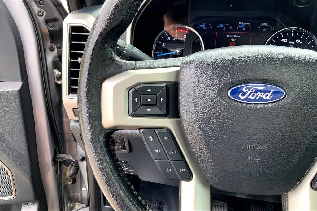 Used 2022 Ford F250 Lariat w/ Black Appearance Package AWD/4WD image 17