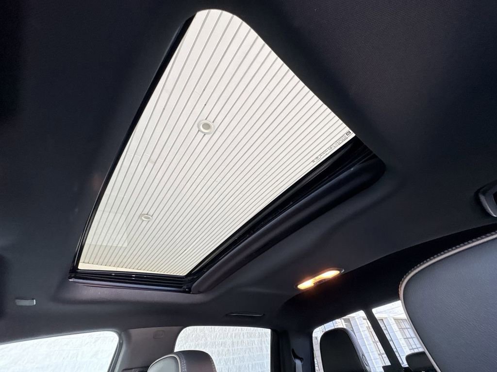 Certified 2024 GMC Canyon Denali AWD/4WD image 19