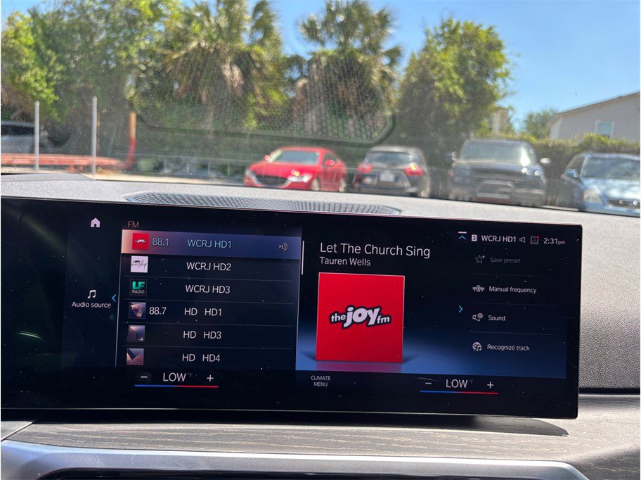 Used 2023 BMW 330i xDrive Sedan w/ M Sport Package image 32