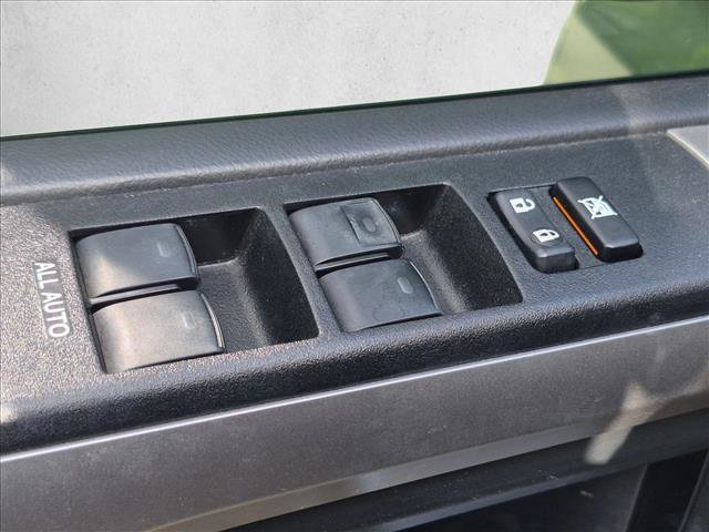 Used 2022 Toyota 4Runner Limited AWD/4WD image 2