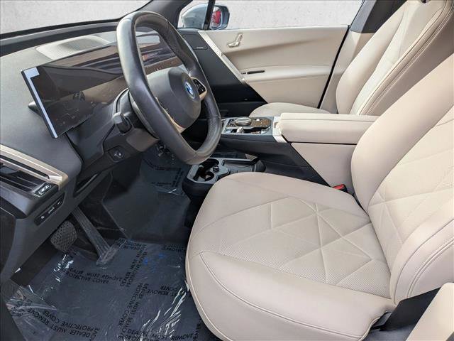 Used 2024 BMW iX xDrive50 w/ Sport Package image 11