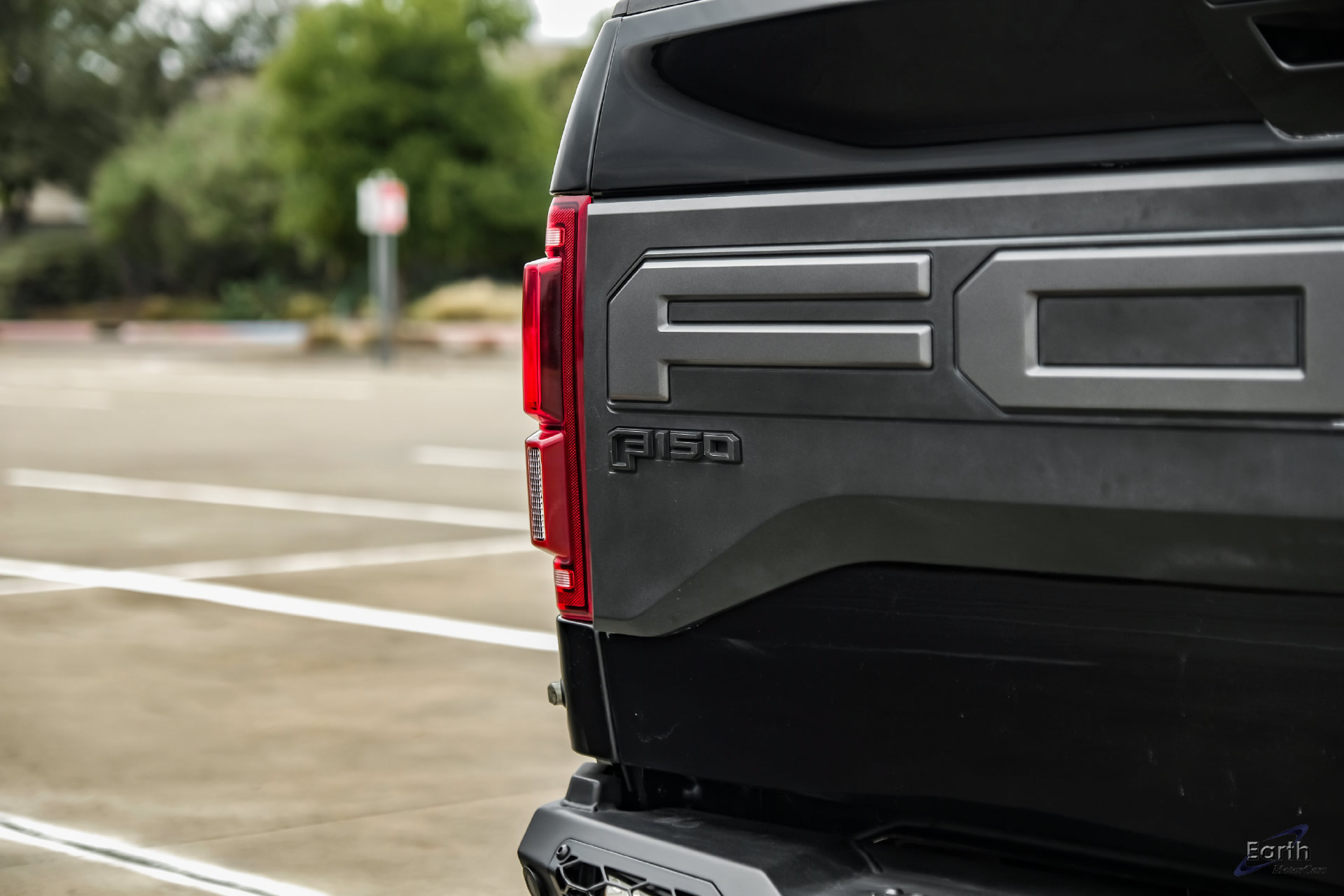 Used 2020 Ford F150 Raptor w/ Equipment Group 802A Luxury AWD/4WD image 16