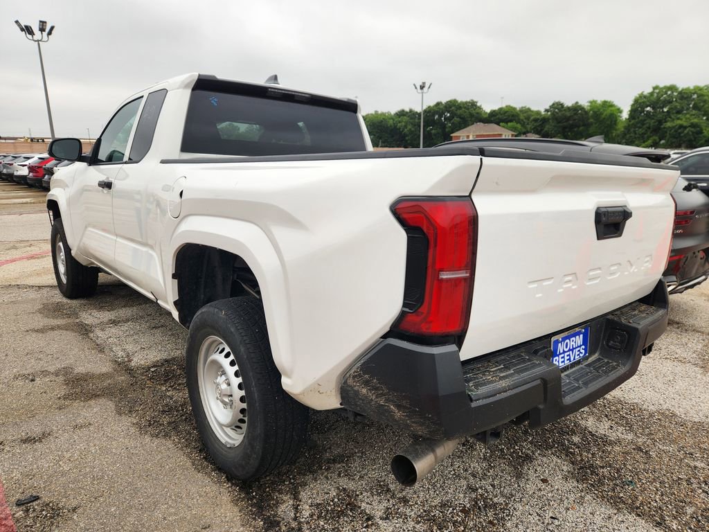 Used 2024 Toyota Tacoma SR image 4