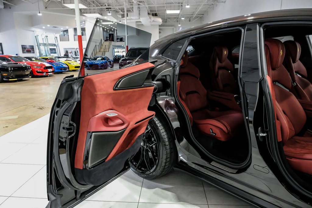 Used 2024 Ferrari Purosangue image 44