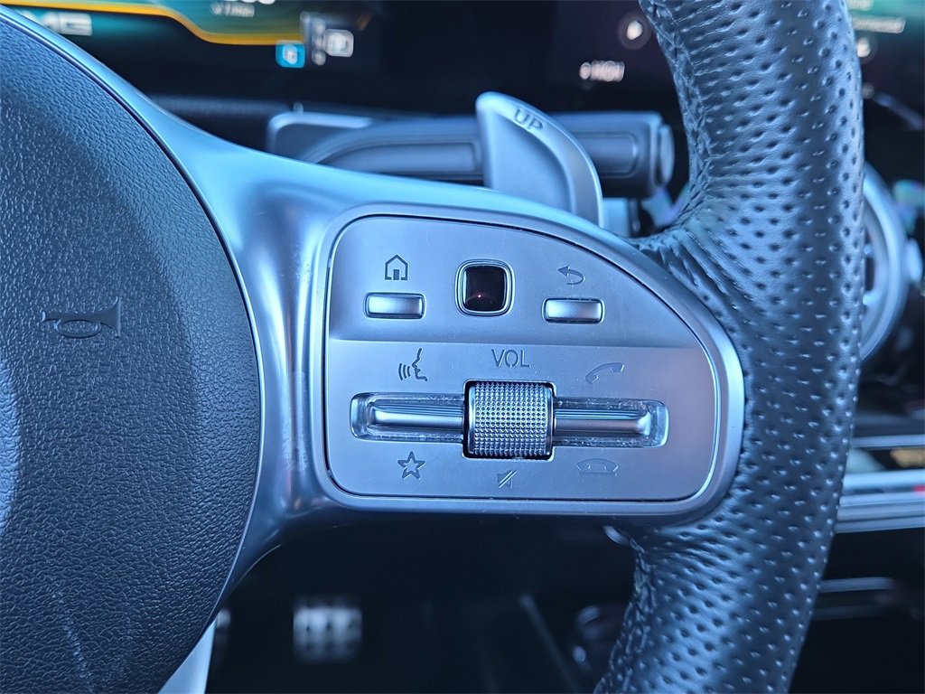 Certified 2022 Mercedes-Benz GLB 35 AMG 4MATIC image 22