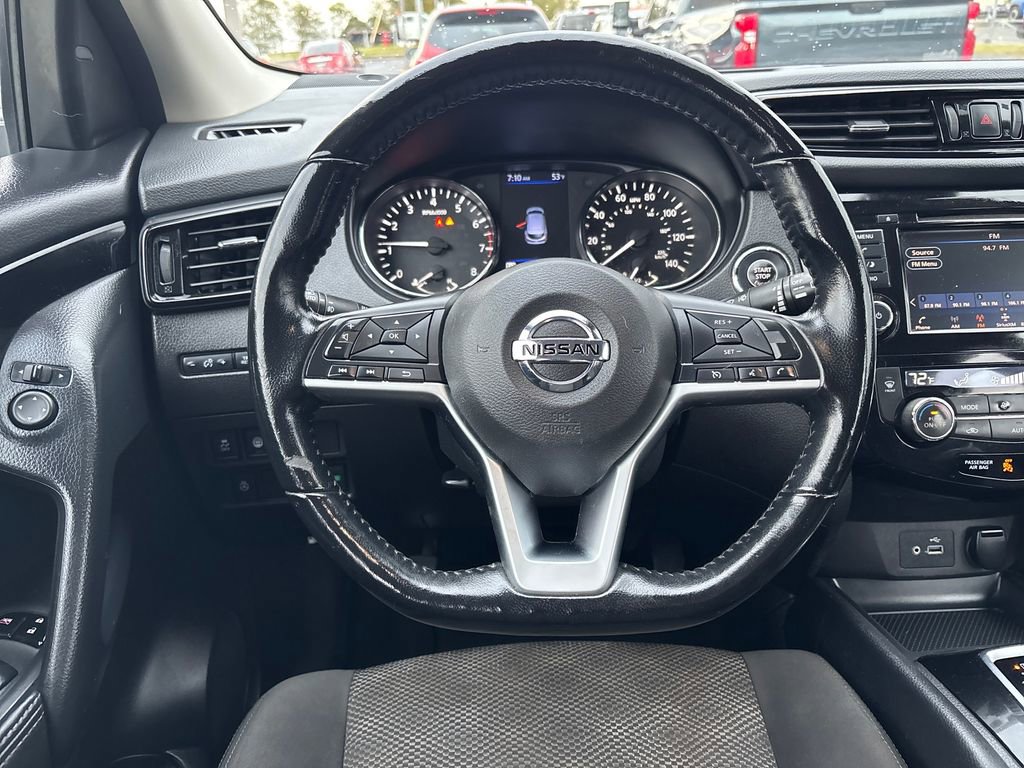 Used 2021 Nissan Rogue Sport SV image 19