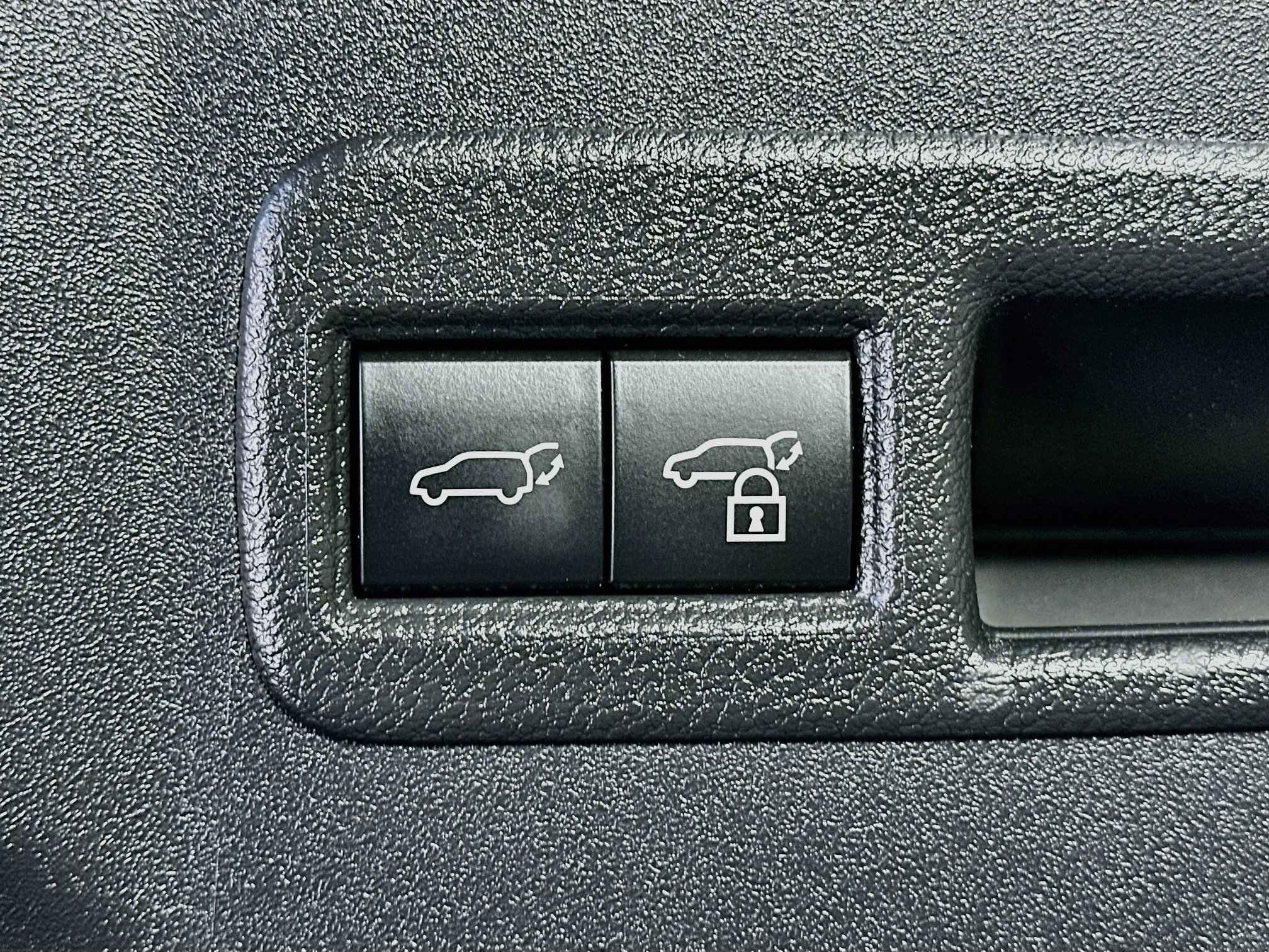 Used 2023 Subaru Solterra AWD image 31