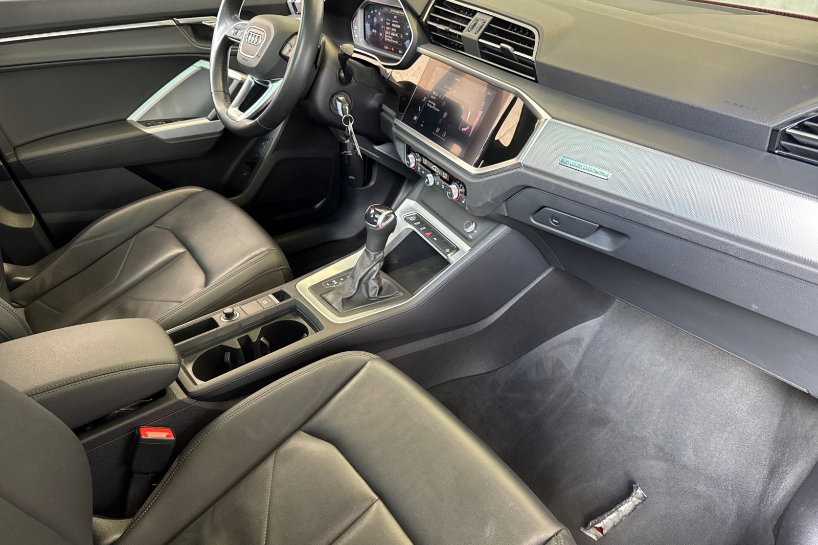 Used 2022 Audi Q3 2.0T Premium image 16