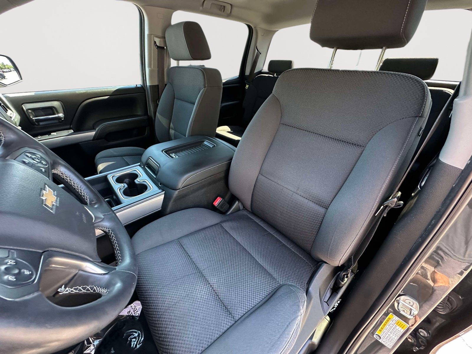 Used 2018 Chevrolet Silverado 1500 LT AWD/4WD image 21