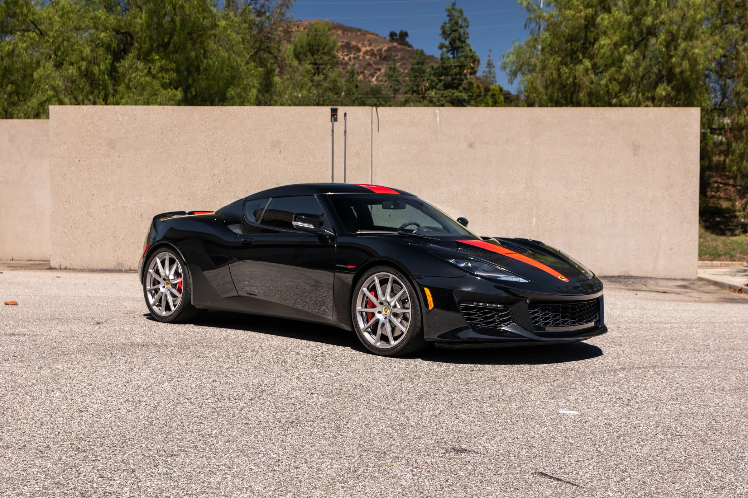 Used 2020 Lotus Evora RWD image 3