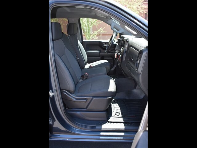 Used 2020 Chevrolet Silverado 1500 Custom Trail Boss AWD/4WD image 34