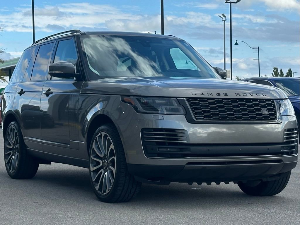 Used 2020 Land Rover Range Rover HSE image 12