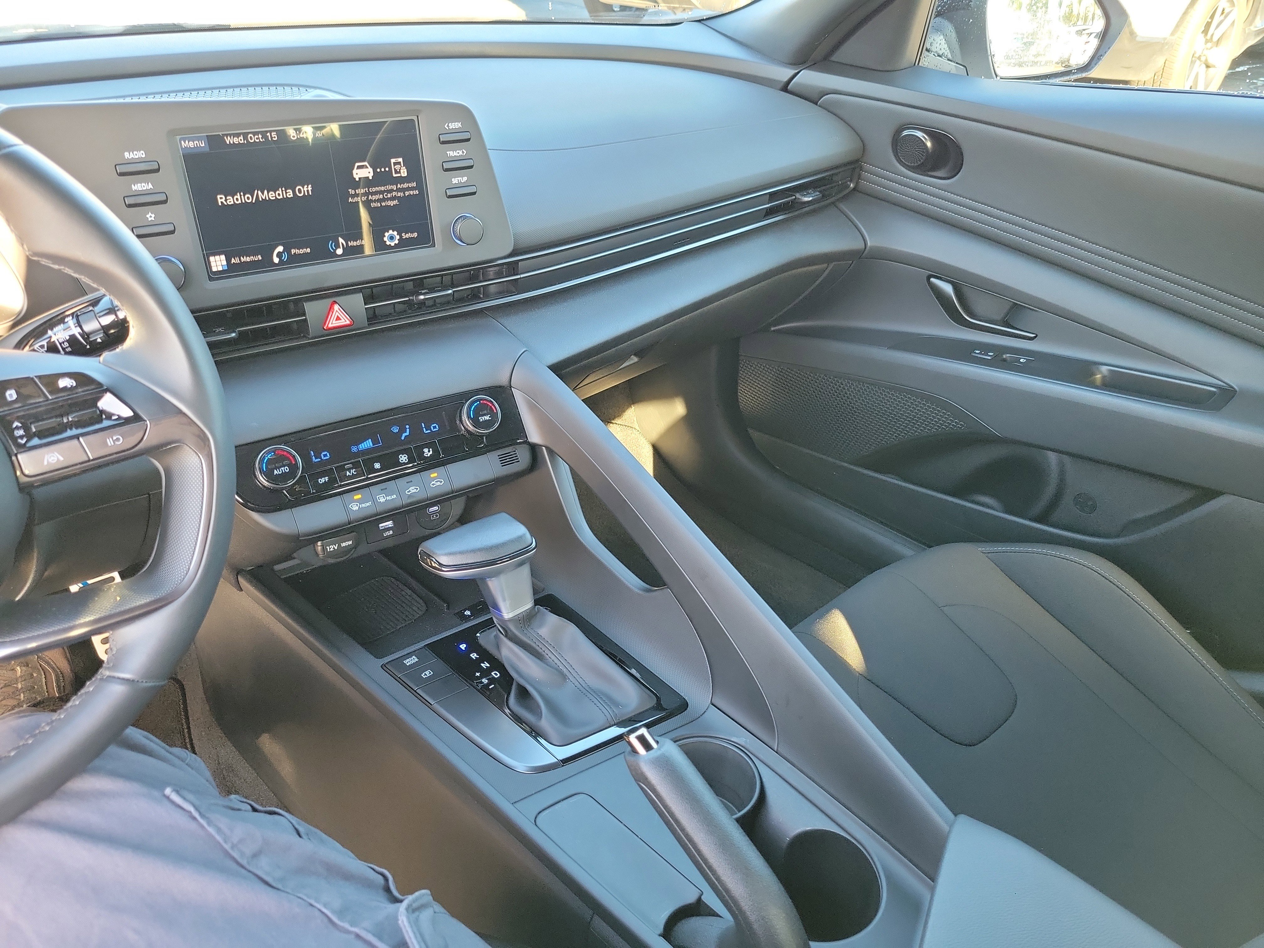 Certified 2025 Hyundai Elantra Sport image 15