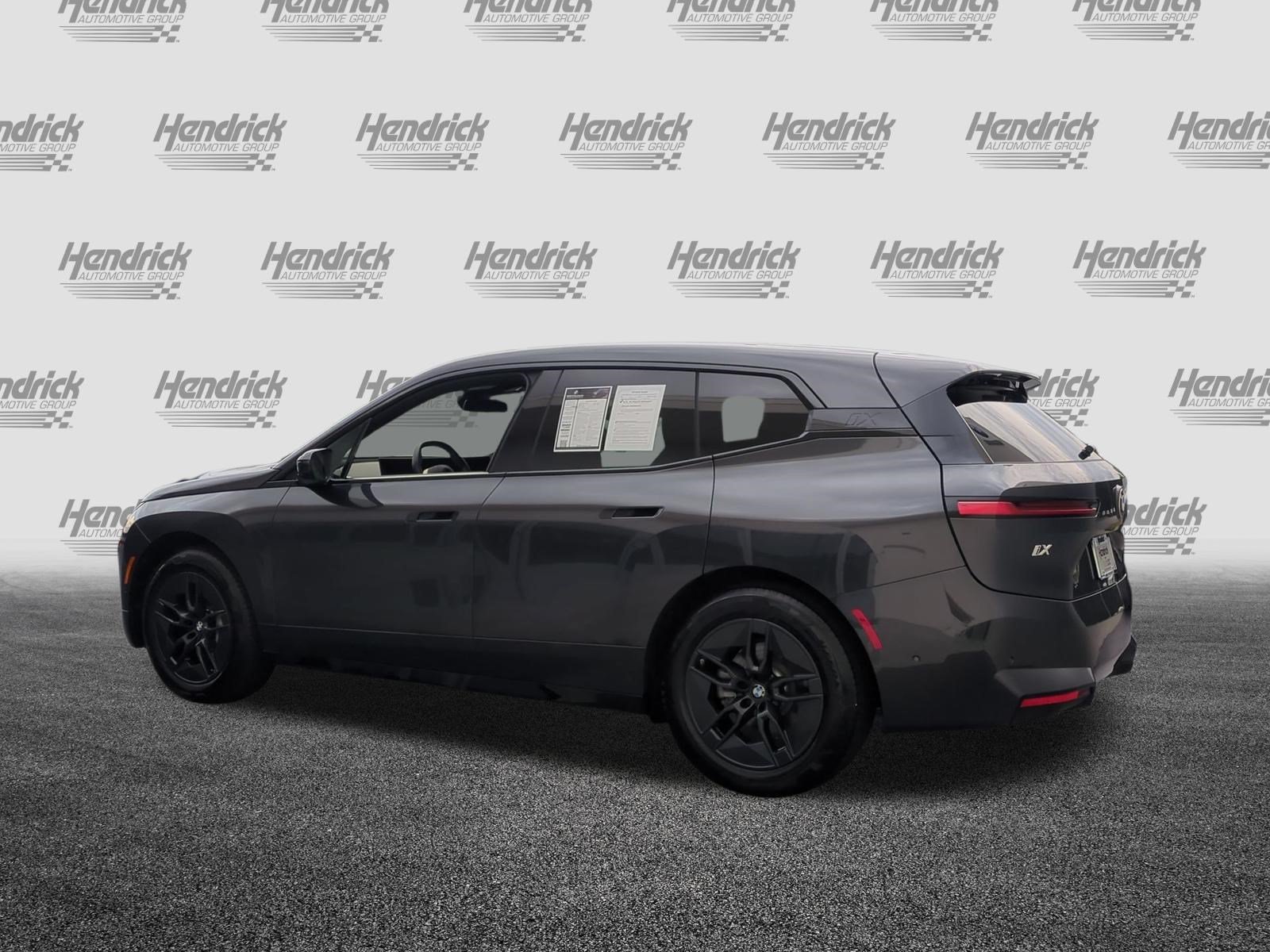 Used 2026 BMW iX xDrive45 AWD/4WD image 8