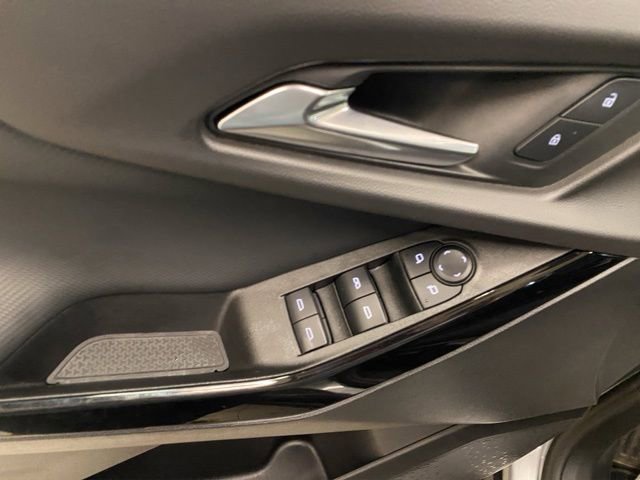 Used 2025 Chevrolet Equinox LT image 19