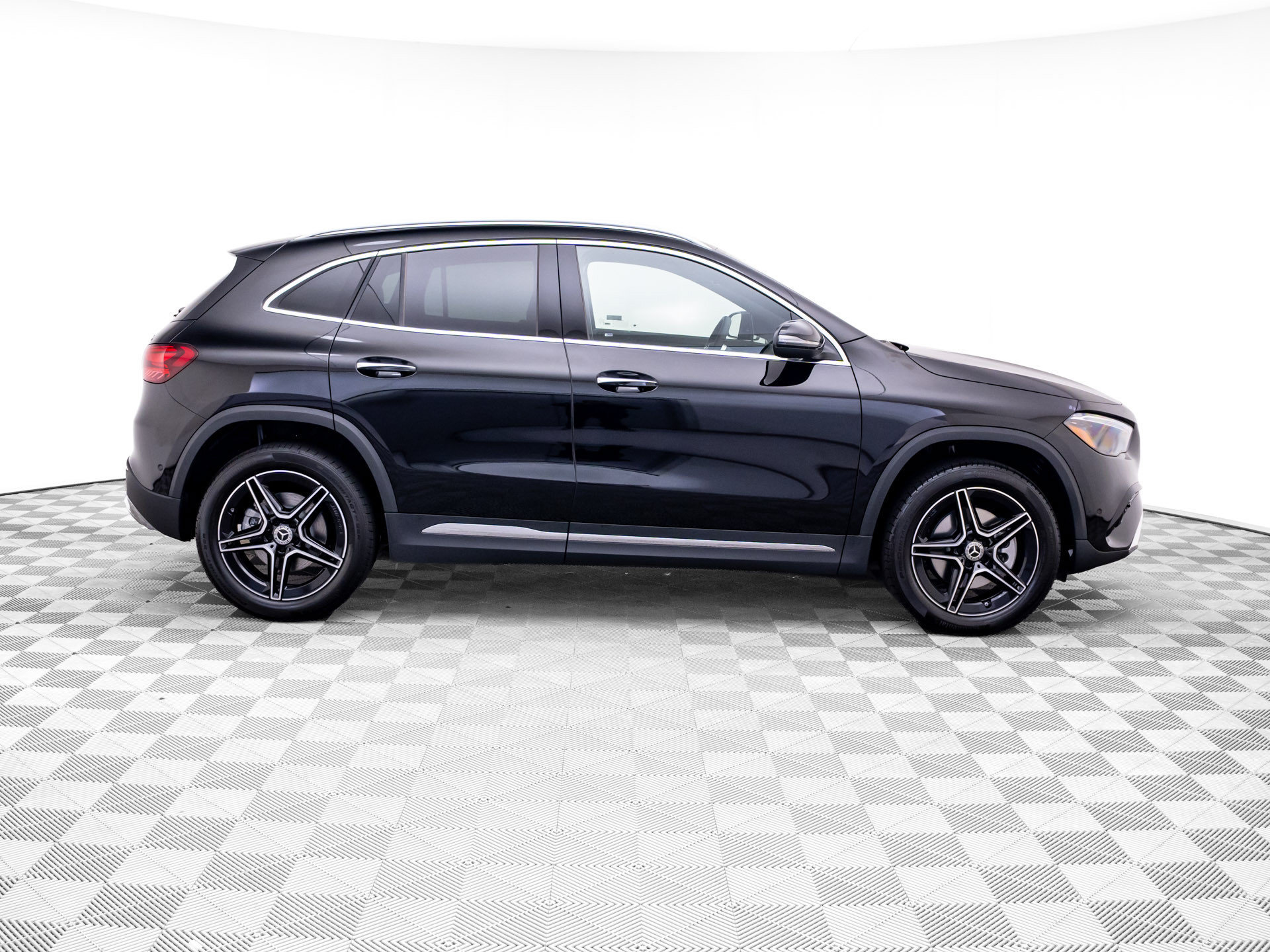New 2026 Mercedes-Benz GLA 250 4MATIC image 6