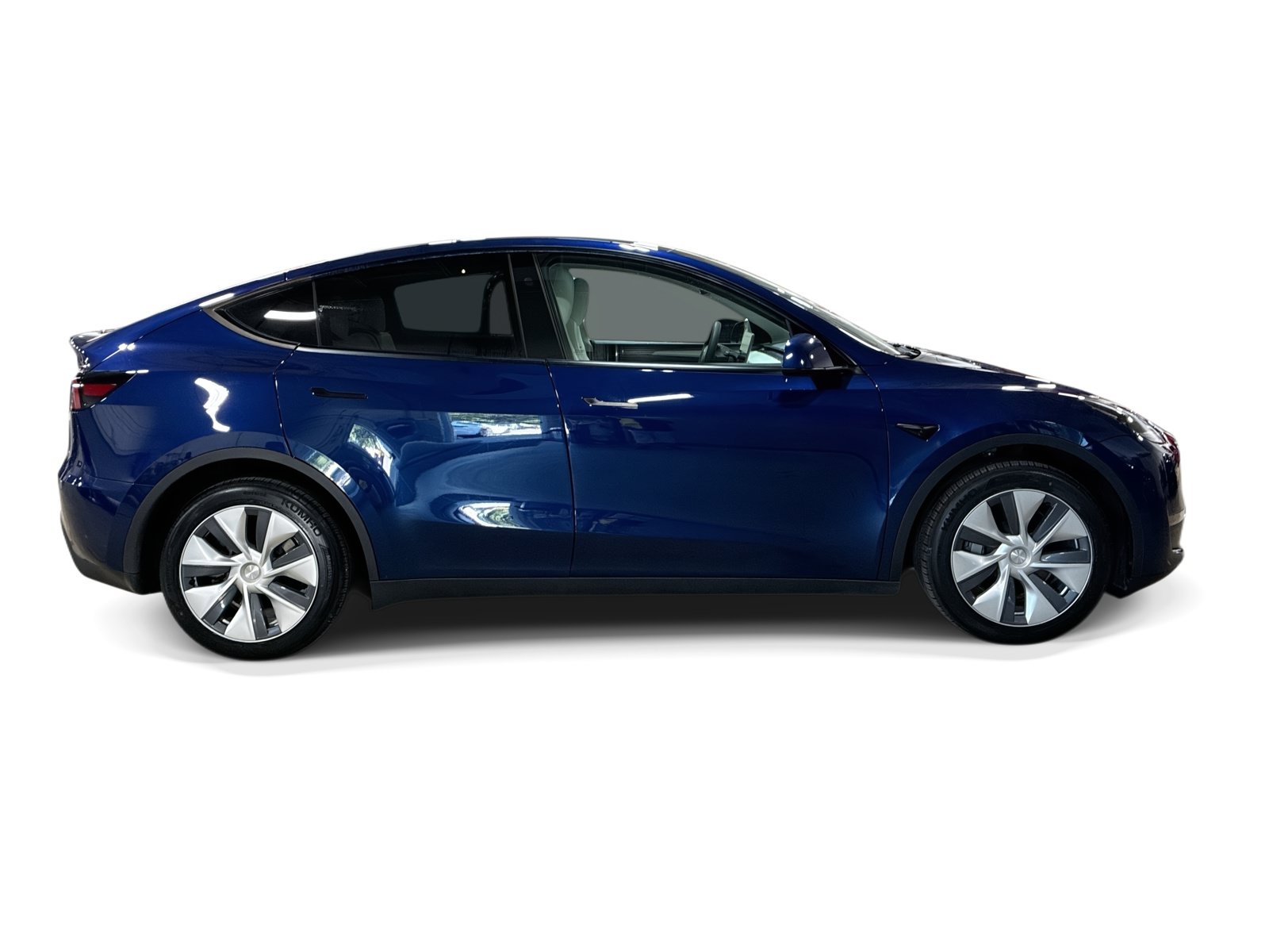 Certified 2023 Tesla Model Y Long Range AWD/4WD image 7