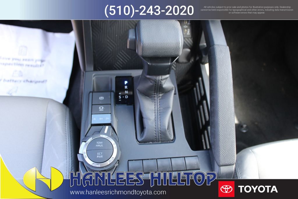 Certified 2024 Toyota Tacoma SR5 AWD/4WD image 18