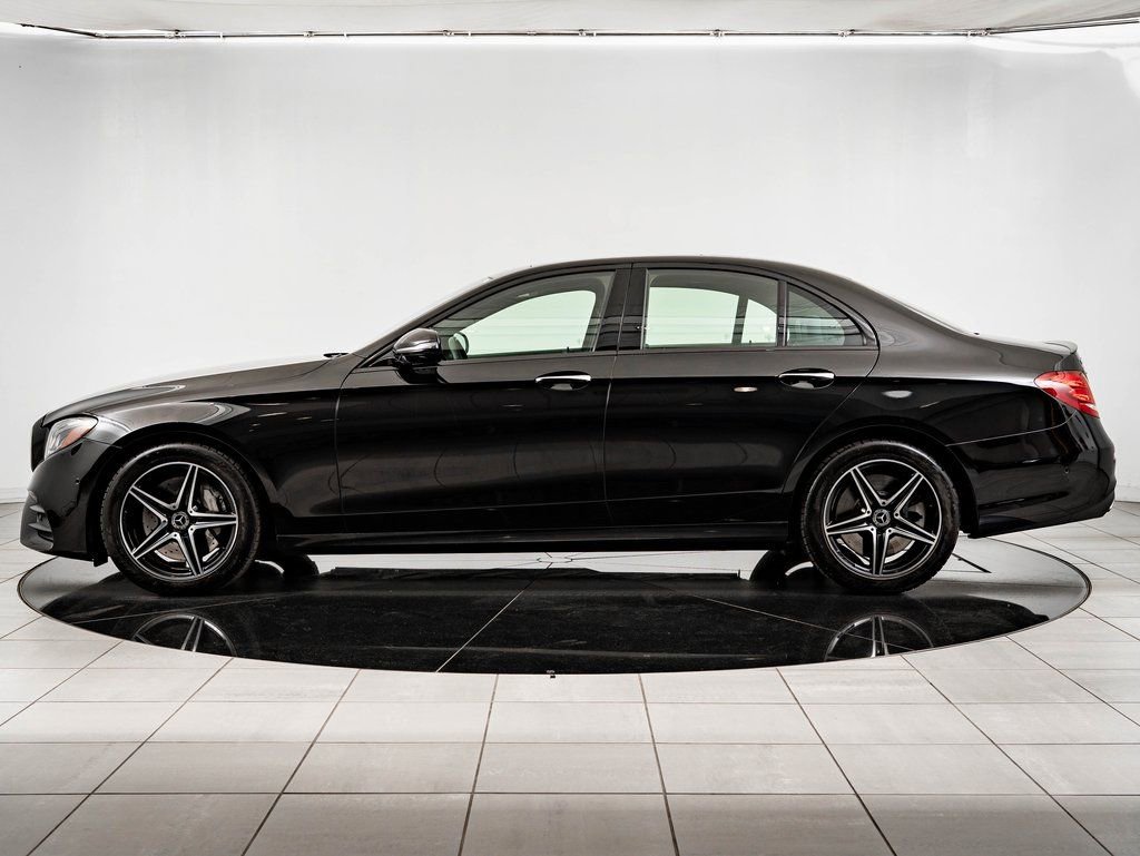 Used 2018 Mercedes-Benz E 400 4MATIC Sedan image 12