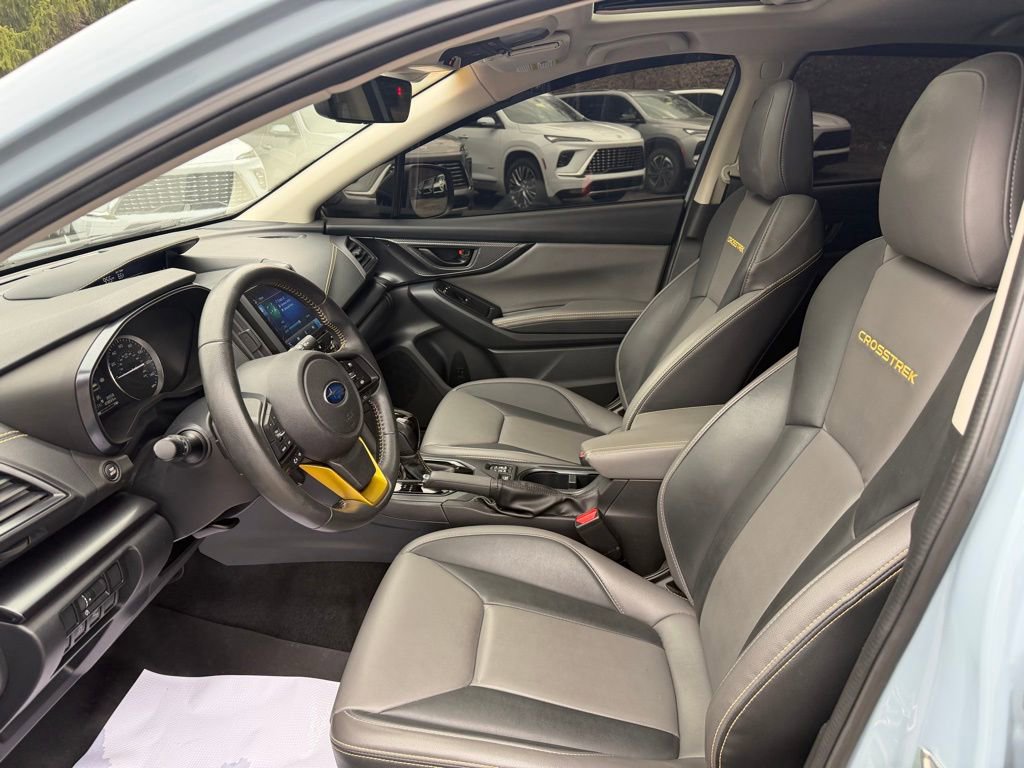 Used 2022 Subaru Crosstrek 2.5i Sport w/ Moonroof Package image 14