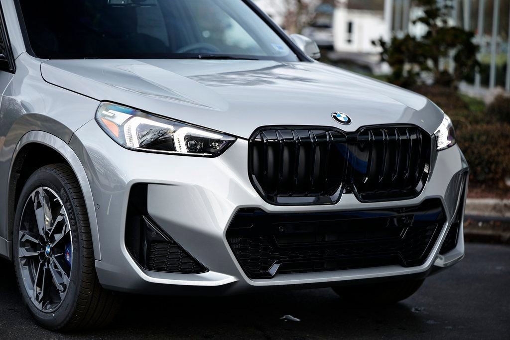 New 2026 BMW X1 xDrive28i w/ Technology Package image 2