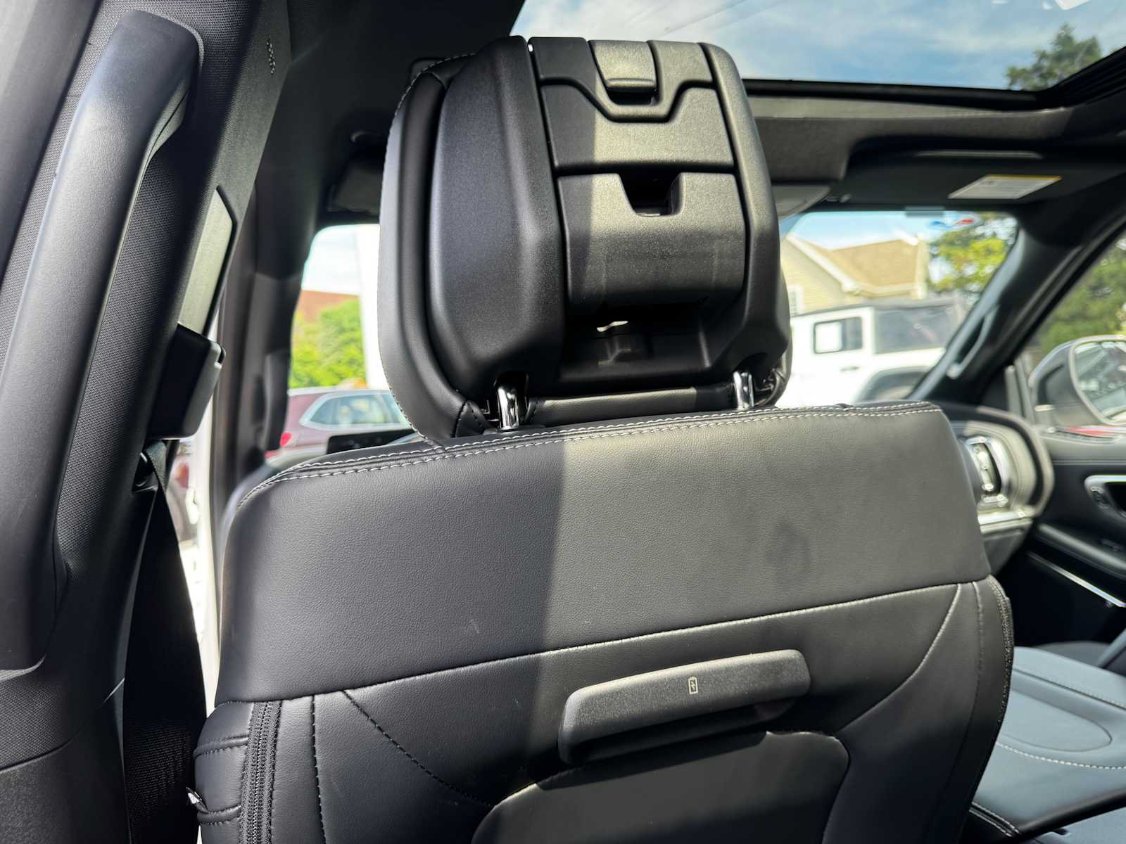 New 2027 Ford Expedition Max Platinum w/ Stealth Performance Package AWD/4WD image 35