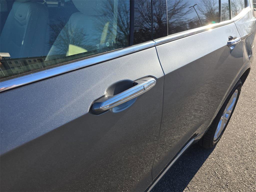 Used 2020 Cadillac XT6 Premium Luxury image 13