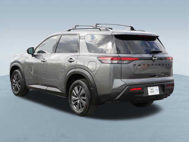 Used 2023 Nissan Pathfinder SV w/ Black Appearance Package image 6
