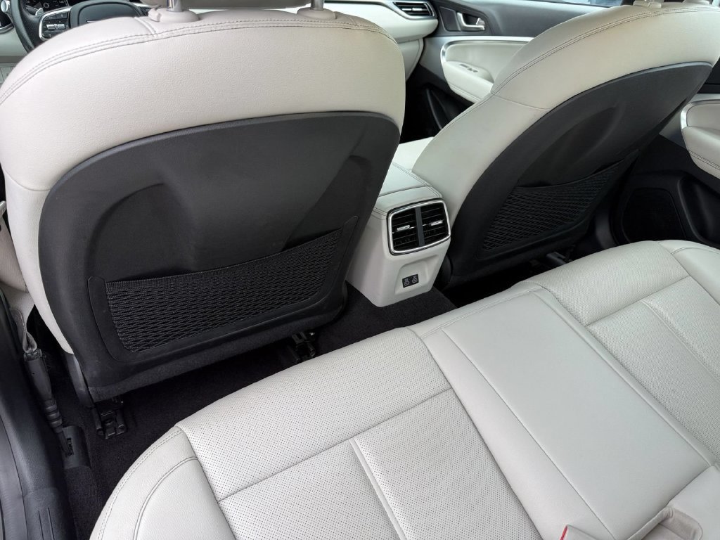 Used 2024 Genesis G70 2.5T AWD/4WD image 27