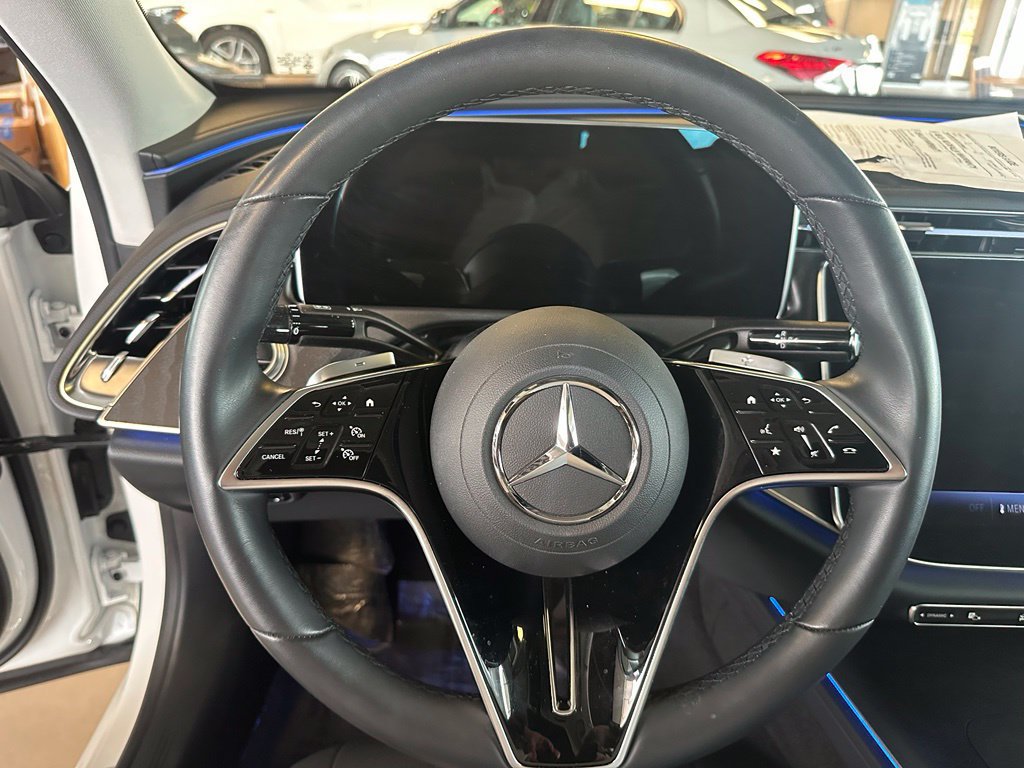 Used 2025 Mercedes-Benz E 350 4MATIC Sedan image 20