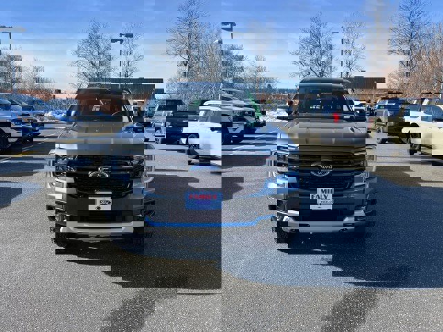 New 2025 Ford Ranger XLT w/ FX4 Off-Road Package image 2