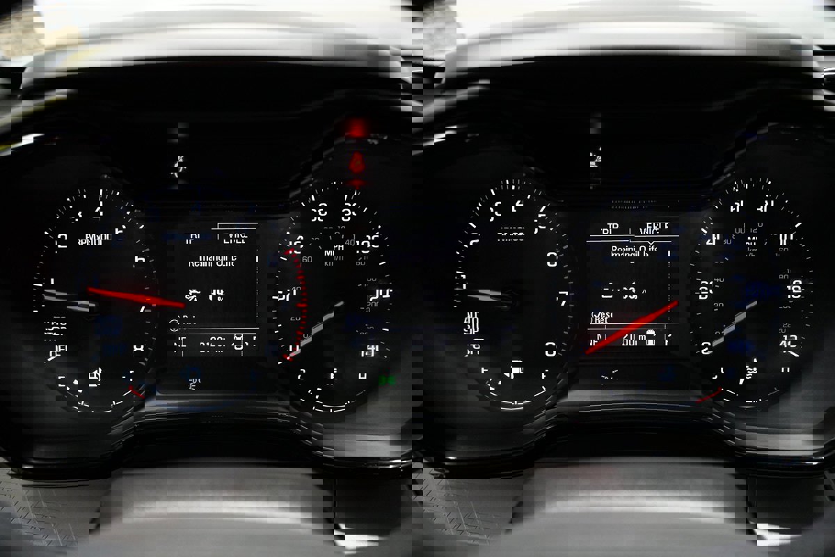 Used 2026 Chevrolet Trax LS w/ Driver Confidence Package image 16